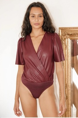 Lulus M Burgundy Solid One Piece Women's Bodysuit Wrap V-Neck Short Sleeve