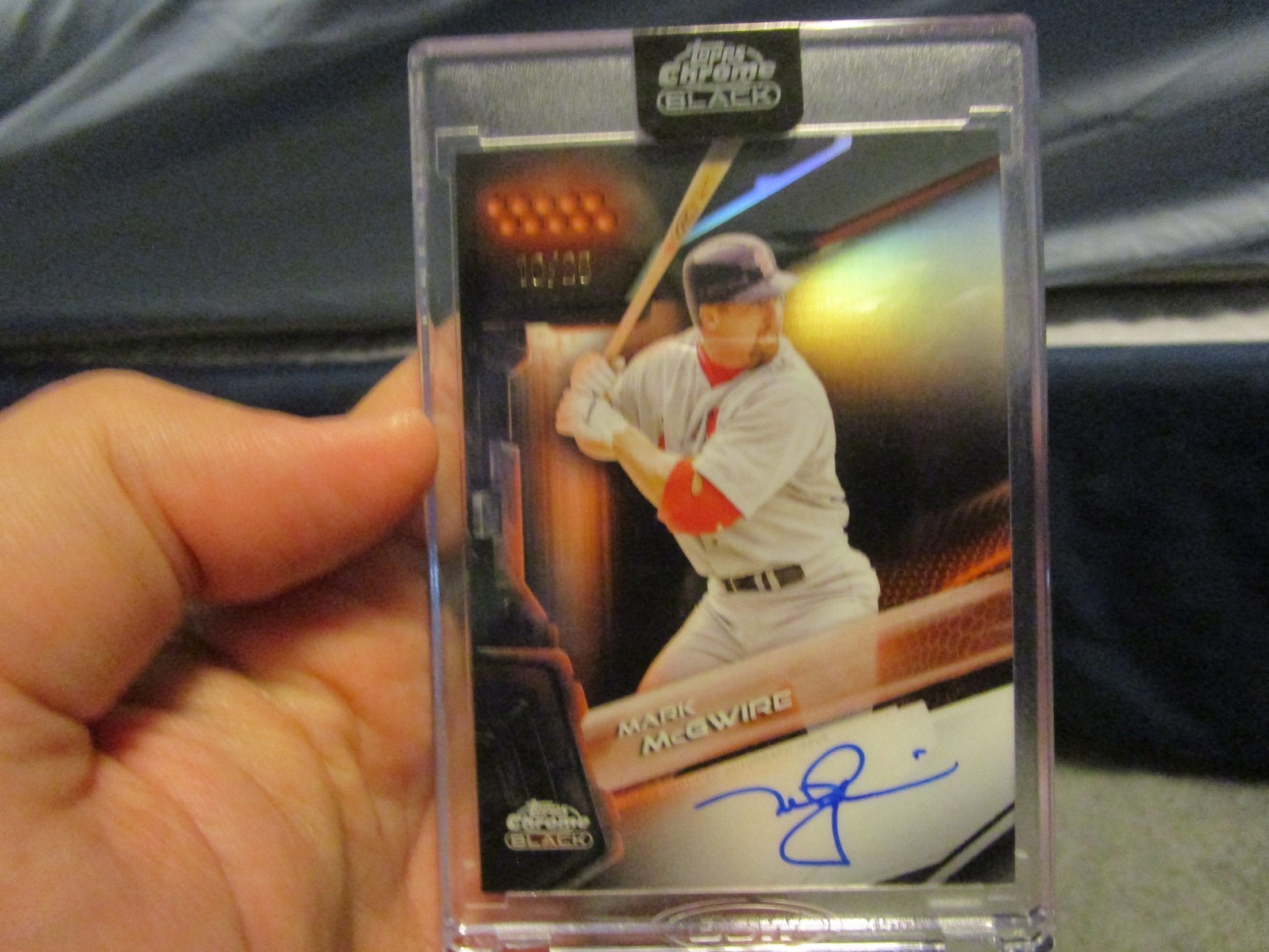 2026 TOPPS CHROME BLACK MARK McGWIRE ENCASED AUTO #16/25 - READ
