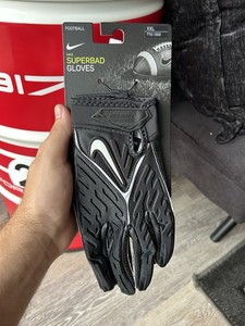 Nike Magnigrip Elite Football Gloves | eBay