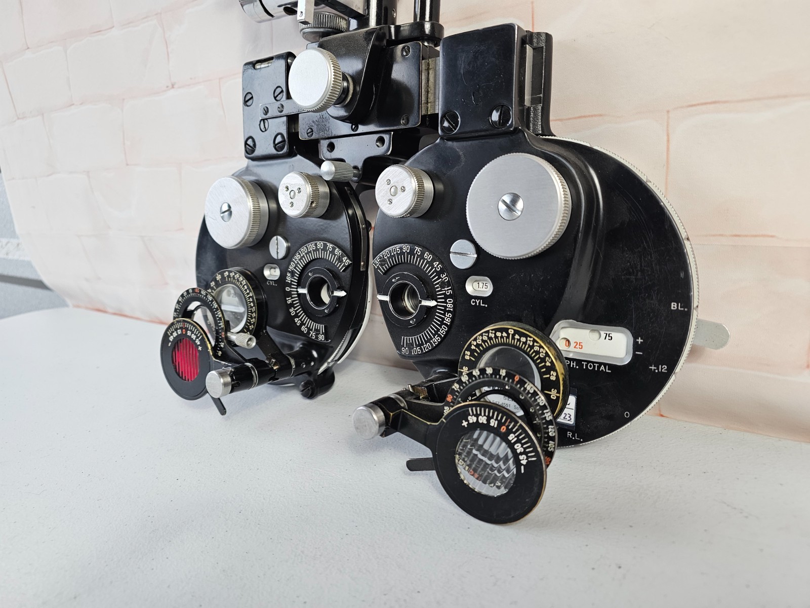 Bausch & Lomb Phoropter  SN: 19572 ZZ