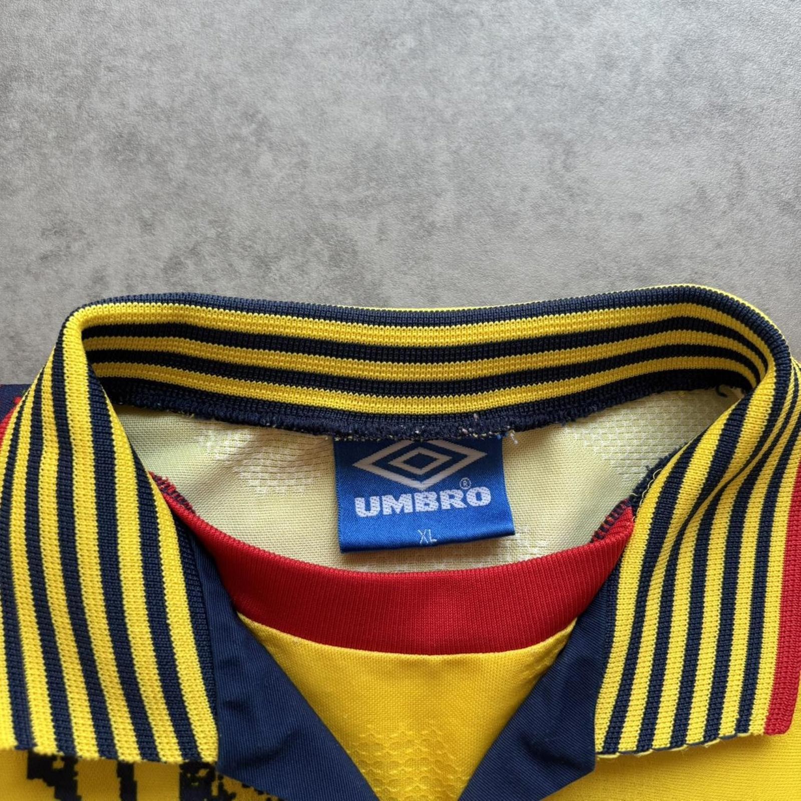 Nottingham Forest Shirt 1993-95 Away Shirt Yellow XL image 4