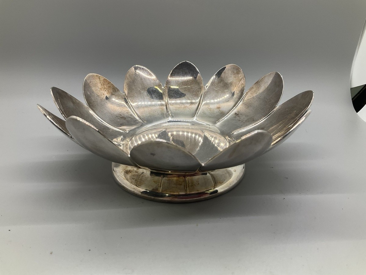 Reed & Barton Silver Plate Water Lily Lotus Bowl Dish #3002 | eBay