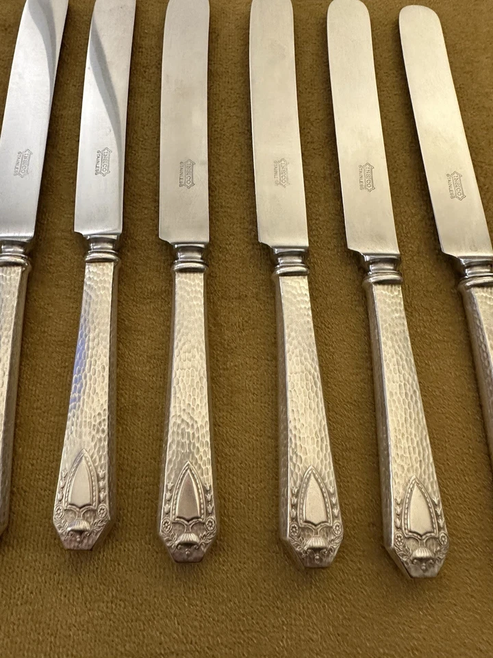 Lote De 6 Cuchillos De Cena Heráldicos Rogers 1847 De Colección Martillados Internacionales EXC Foto 2 de 4