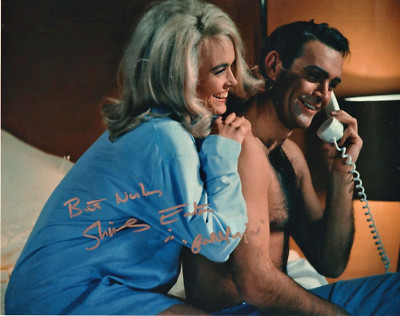 Signiertes Shirley Eaton Goldfinger Autogramm 10-8 Foto James Bond COAPIC PROOF