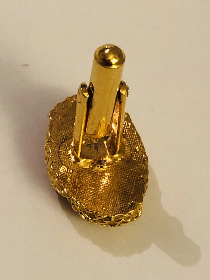 Estate Vintage Cufflinks Gold Tone Textured Jade Stone - image 3 of 4