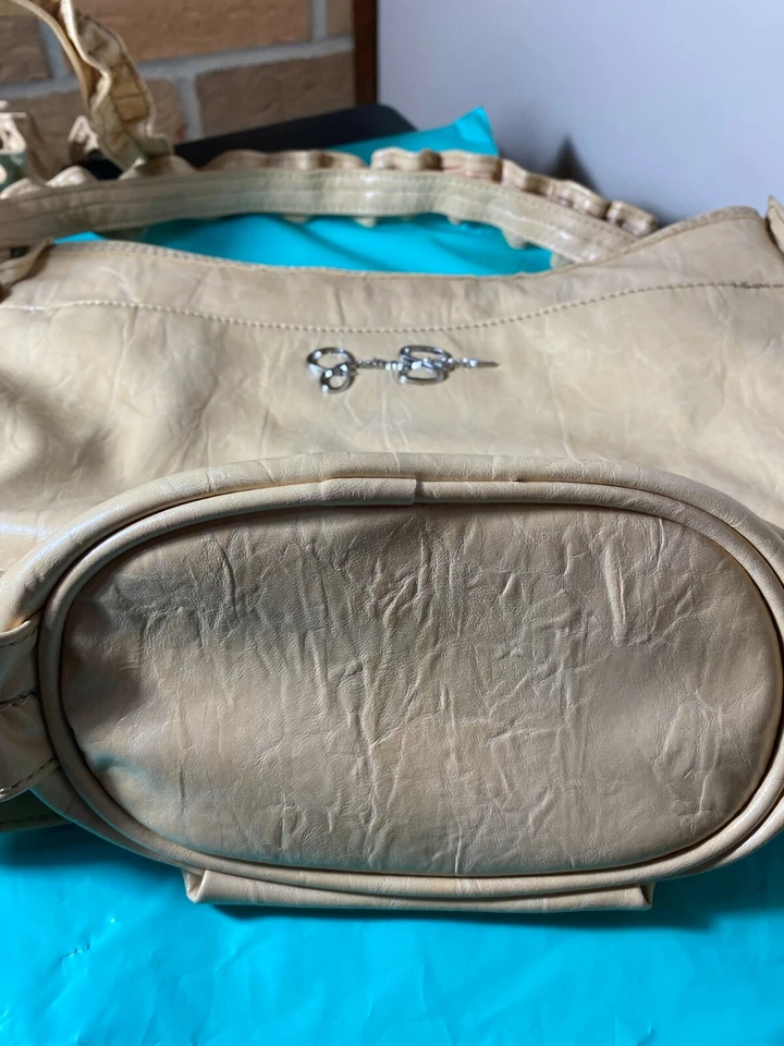 Bandolera Jessica Simpson con Volantes Color Marfil Foto 4 de 4