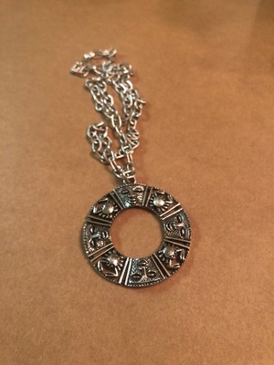 Vintage Sarah Coventry Silver Tone Cancer Zodiac Astrology Necklace Crab Sign - Sarah Coventry Pendant Vintage Sarah Coventry Silver Tone Cancer Zodiac Astrology Necklace Crab Sign - Sarah Coventry Pendant