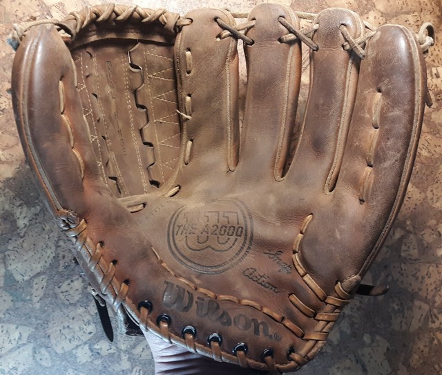 Wilson A2000 XL Baseball Glove Leather Dual Hinge Right Hand Thrower