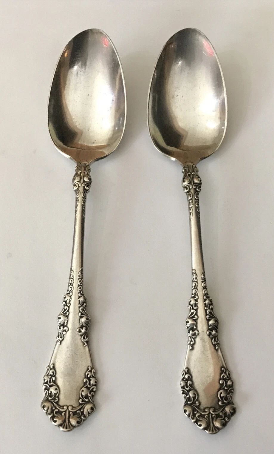 USA Rogers 1847 Berkshire 2 Silver Plate 20.5cm Dessert Serving Spoons Cutlery