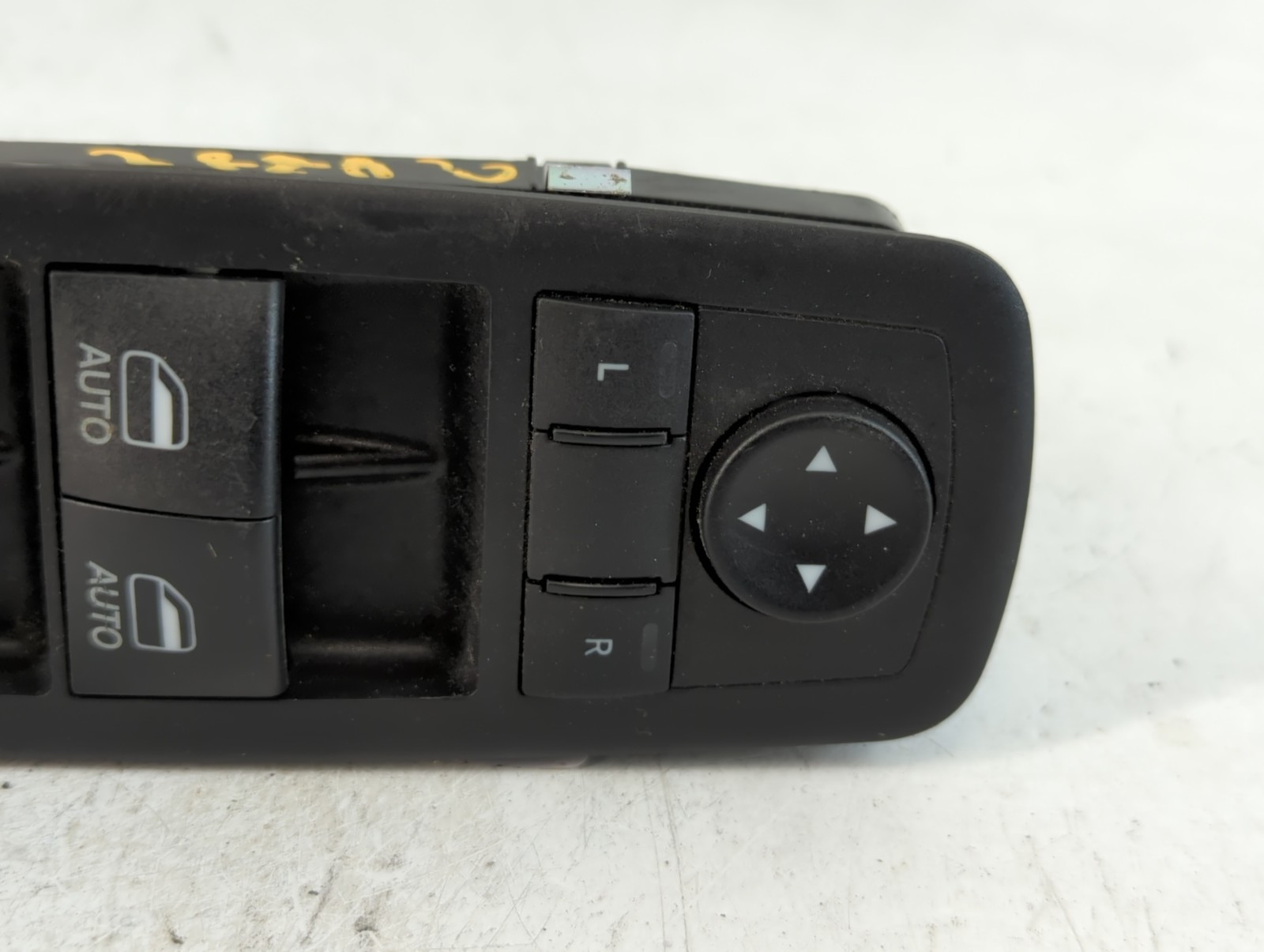 2020-2022 Chrysler 300 Driver Left Door Master Power Window Switch LYK78
