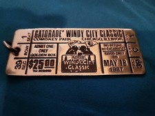 Vintage White Sox/Cubs Gatorade Windy City Classic Souvenir Key Chain 1987 Nice!