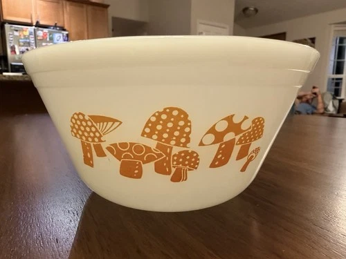 RARE Vintage Federal Glass Mushroom Bowl Yellow 7’ Nesting Bowl Mid Century