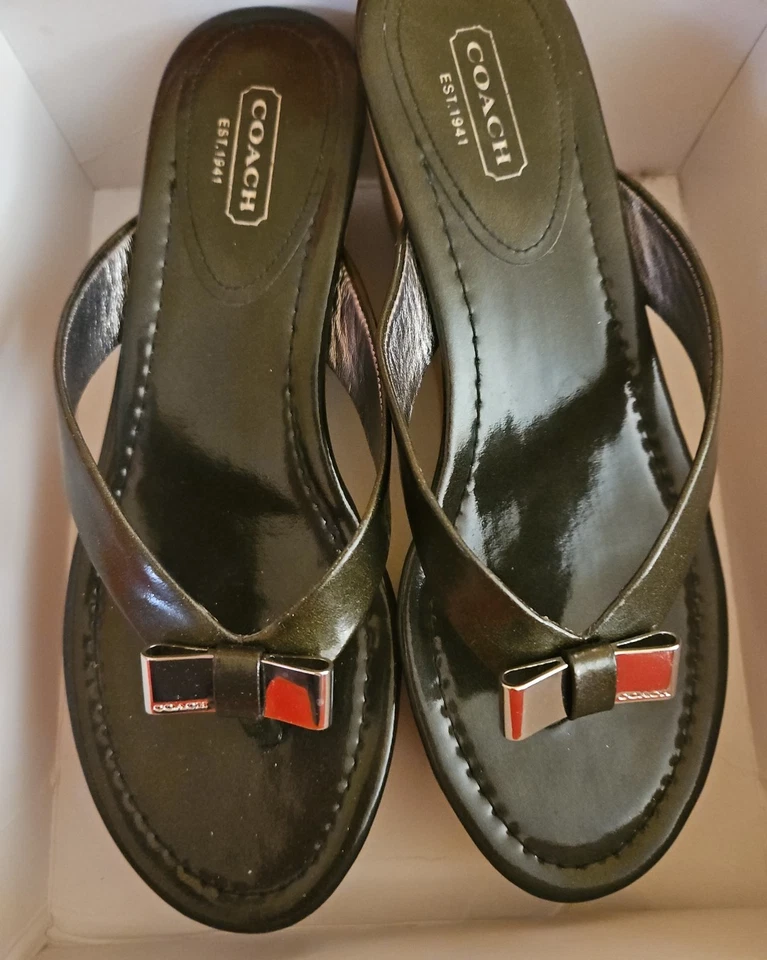 Tanga plataforma anabela Coach Jules glitter preta patente prata arco 7M - Imagem 2 de 4