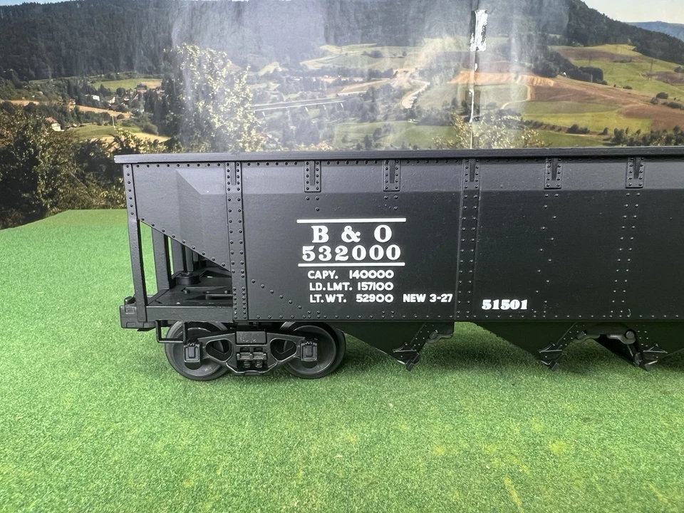 LIONEL 6-51501 SEMI-SCALE BALTIMORE & OHIO DIE-CAST HOPPER CAR MINT CONDITION - Image 4 of 4