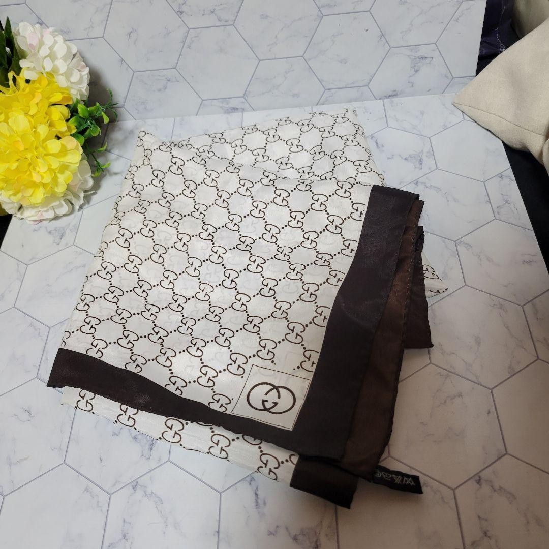 Gucci Logo Pattern Scarf Brown White Large Stole Ribbon Used