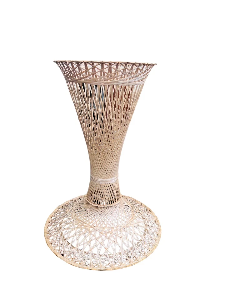 Base de mesa de mimbre alta MCM ratán fibra de vidrio tapa alta blanco beige Foto 2 de 4