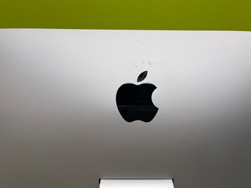 Apple iMac 21.5" Desktop - Quad i5 2.7GHz - 8GB - 1TB HD - macOS 2019 Catalina - Picture 19 of 20