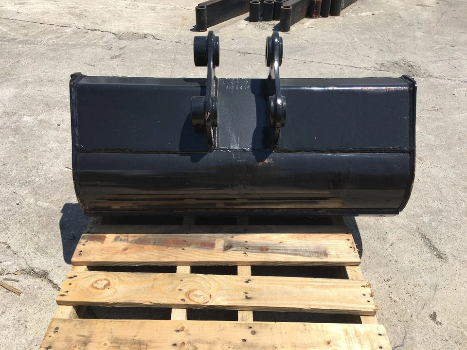 Nuevo cubo de limpieza de zanjas de 36" para un Takeuchi TB230 con pasadores de acoplamiento Foto 3 de 4