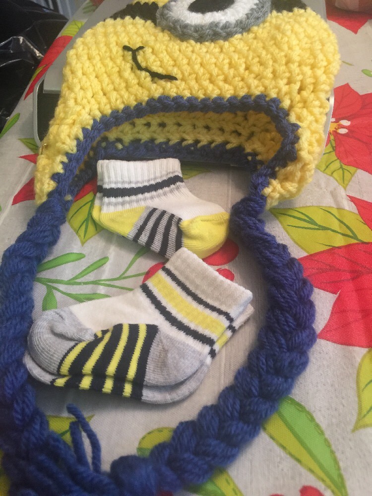 Crochet Knit Minion Baby/Toddler Hat With 2 Pr Of Socks Hand Made Free Shipping image 2
