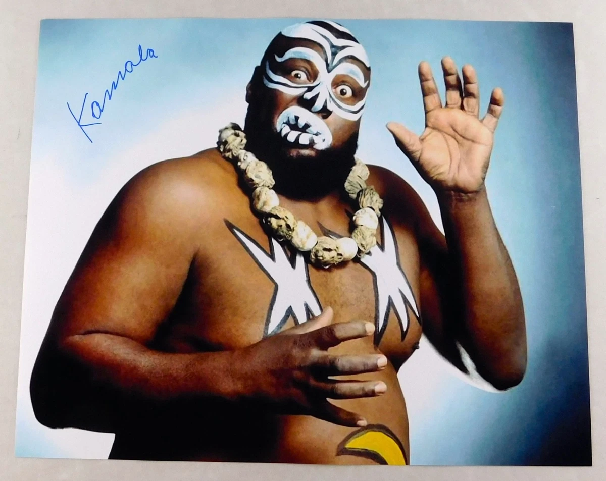 Kamala Signed 16x20 WWF Wrestling Promo Photos Wrestler Legend WWE Pose WCW