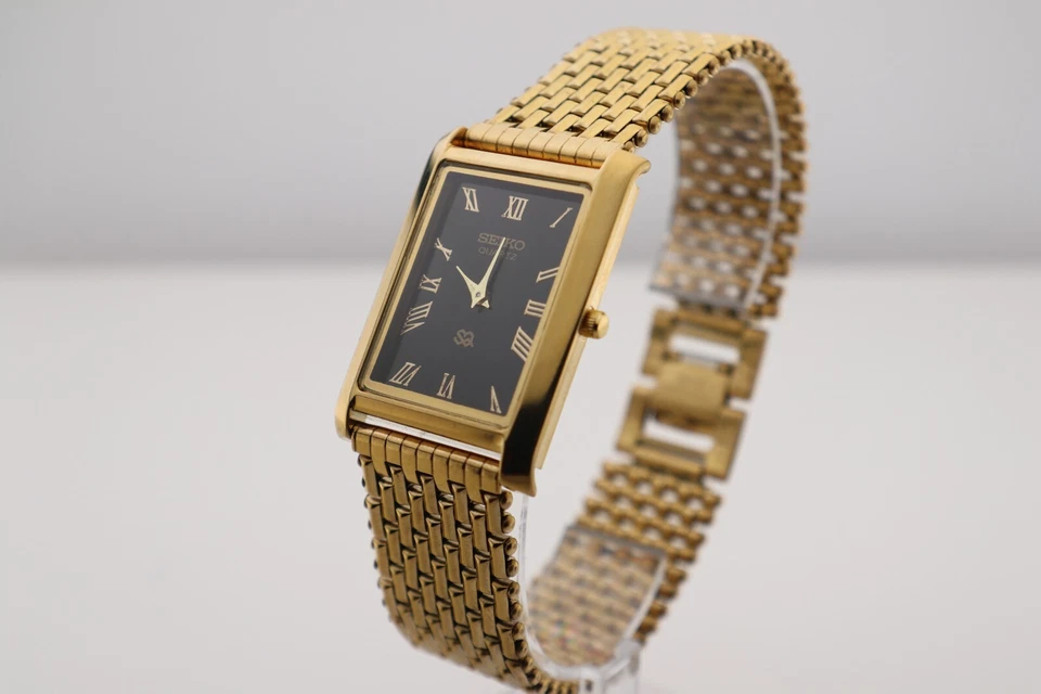 Vintage Seiko Slim Quartz Men's  Wrist Watch With Rare Black Dial - Image 3 of 4