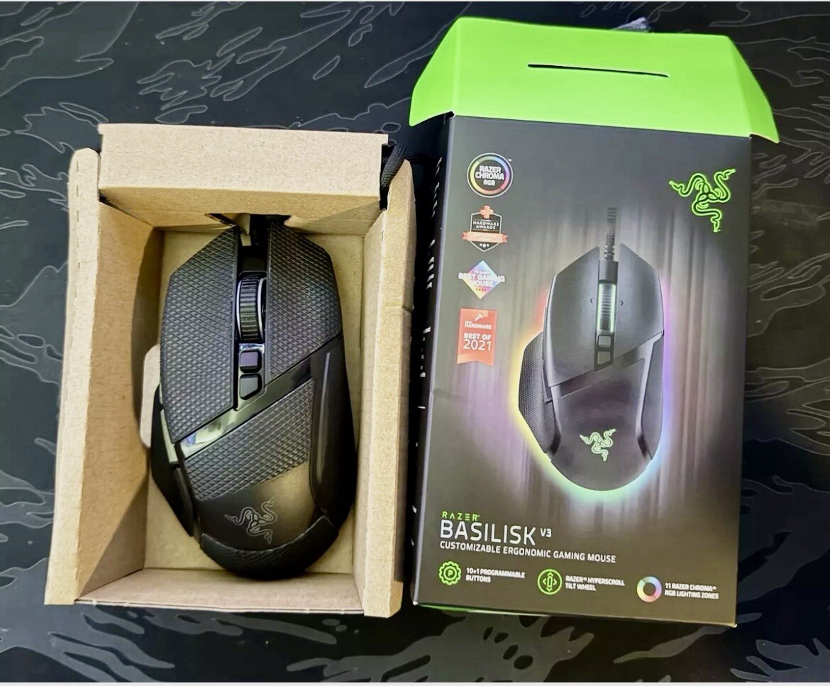 Razer Basilisk V3 Wired Ergonomic Gaming Mouse with Customizable RGB-image