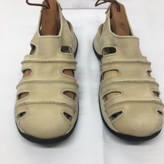 clarks waterproof sandals