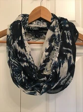 Unbranded Tie Dye Infinity Indigo Blue White Basic Style EUC!