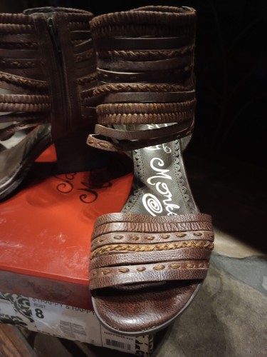 Riemchen Happy Rust von Naughty Monkey, 8 gebraucht, in einwandfreiem Zustand Einzelhandel 135 $ - Bild 9 von 19