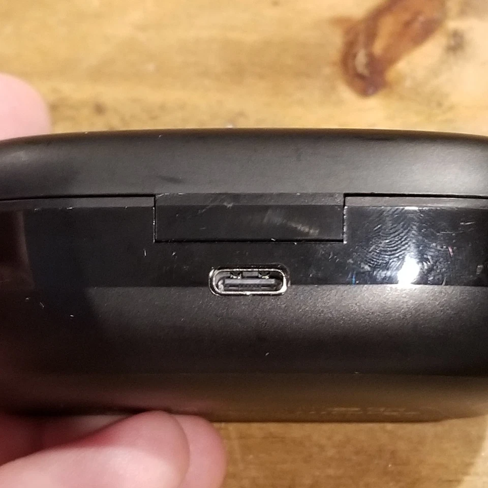 Estojo de substituição JBL Endurance Peak 3 TWS SOMENTE 0226 - Imagem 3 de 4