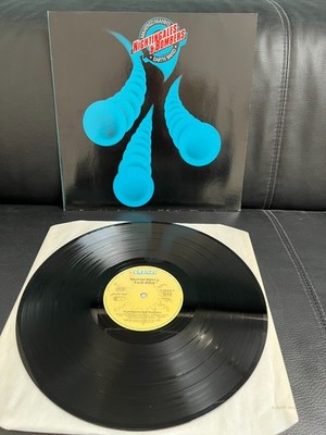 MANFRED MANN'S EARTH BAND / Nightingales & Bombers - Vinyl: NM /Cover: EX