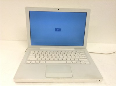 Apple MacBook Pro A1181 13'' Laptop Intel Core Duo 2.0GHz, 2GB RAM DVD-RW WORKING