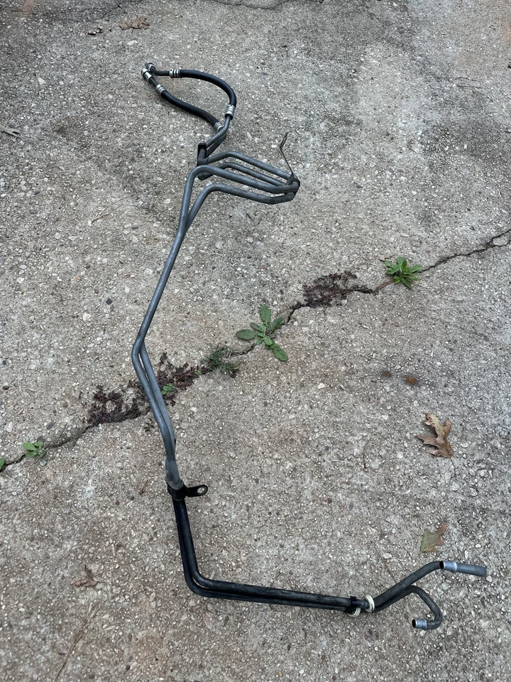 2013 Ram 2500 Crew Cab 6.7L AT Trans 油冷却器压力和回流线 LocPic — 第 3/4 张图片