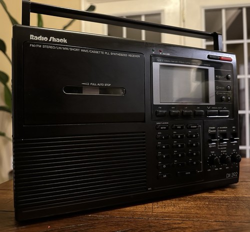 MINT Radio Shack DX-392 Shortwave Radio Cassette Recorder +NEW BATTERIES(TESTED) - Zdjęcie 3 z 7