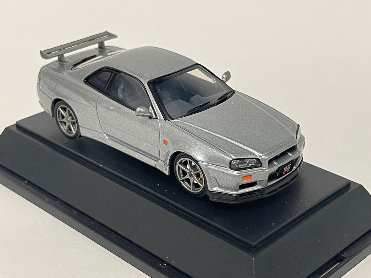 特価 EBBRO (1/24) ニッサン Skyline GT-R(R34) 1/43 Ebbro Nissan Skyline GT-R R34 V.SPEC in Dark Silver #58