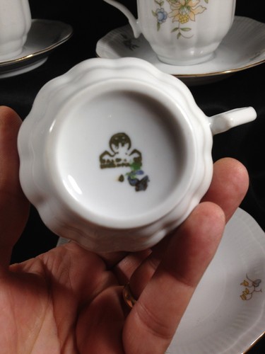 Walbrzych Porcelain Southington Baum Duchess Set of 4 Cups and Saucers - Picture 5 of 8