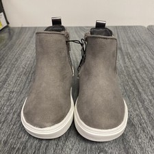 Jumping Beans Girls Grey Boots With Glitter. Size 7T