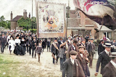 col0089 - Cobham , Street Parade , Surrey - Print 6x4