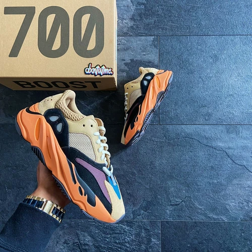 Adidas x Kanye West Yeezy 700 V1 Flame Bernstein UK 4/US 4,5 - GW0297