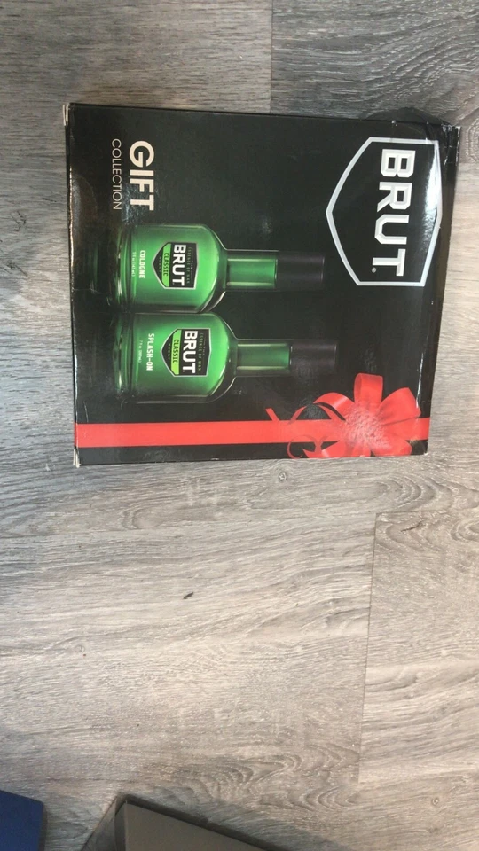 Brut Classic The Essence Of Man Set de Regalo 2 Piezas - 150 ml Colonia + 210 ml Splash On  Foto 2 de 4