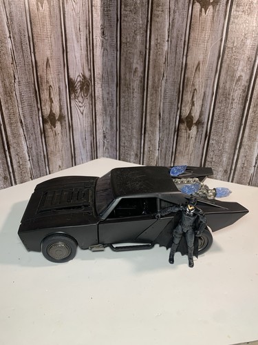 Spin Master DC Comics The Batmam Batmobile Matte Black, Lights & Sounds - READ - Picture 1 of 24
