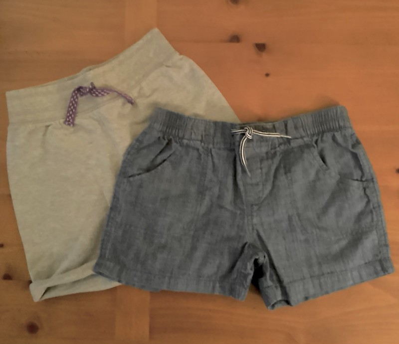 Girls Shorts Lot of 2 Old Navy Denim Look 10/12 Hanes Sweatshirt Type Size M