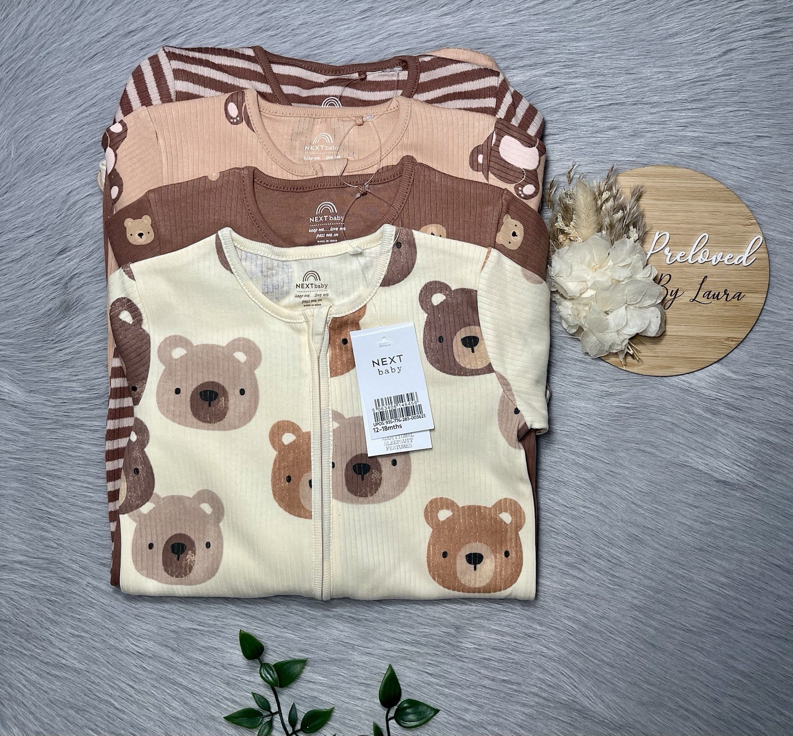 SIGUIENTE Conjunto de 4 pijamas de oso de peluche beige con cremallera para bebé unisex 12-18 meses Nuevo con etiquetas