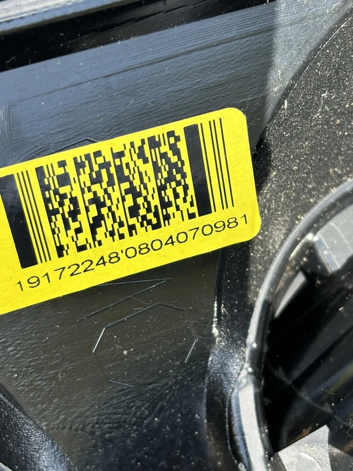 NUEVO OEM 2007-2014 GMC Yukon Juego de luces traseras personalizadas 19172247 19172248 Foto 4 de 4