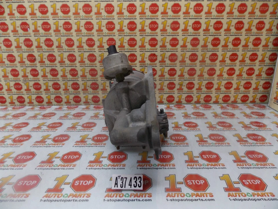 Carcasa filtro aceite Toyota Tundra 2008-2021 15670-38011 OEM Foto 3 de 4