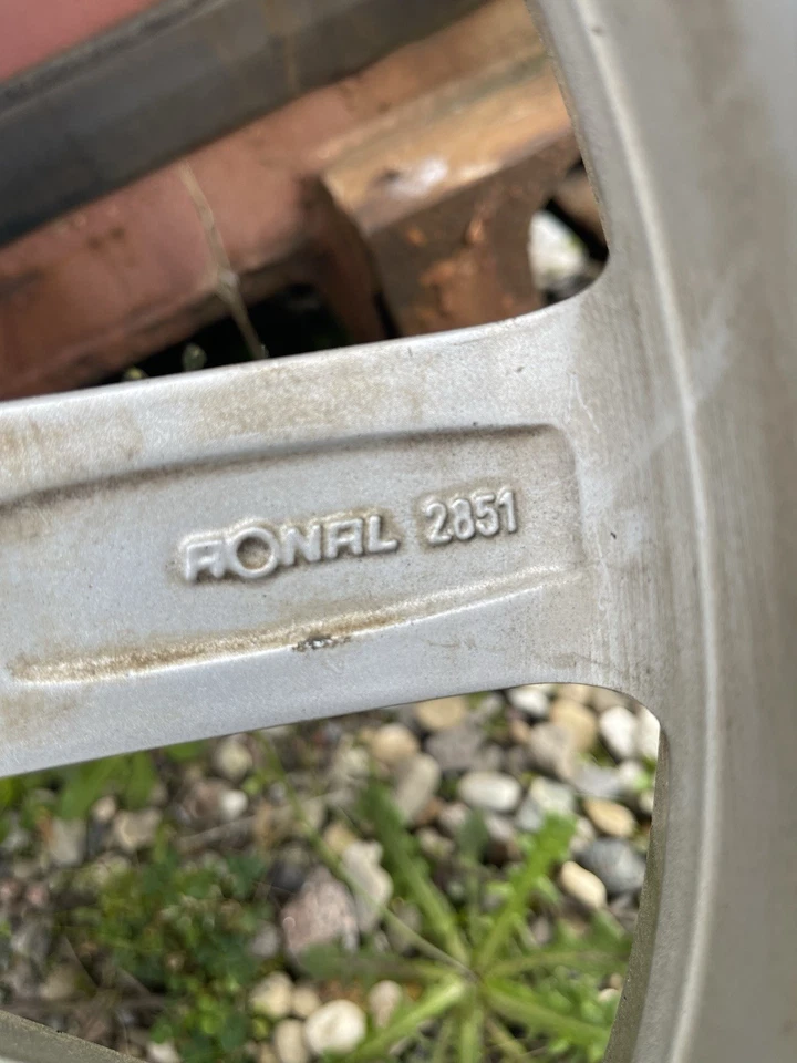 Original Audi Alufelgen Mit Winterreifen 235 55 R17 - Bild 3 von 4