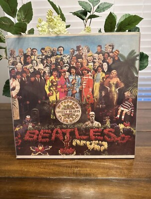 The Beatles SGT. Pepper's LP- Purple Capitol Dome Label- SMAS- 2653- 1978