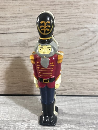 Cast Iron Nutcracker 6 1/2" Nut Cracker - Picture 4 of 7