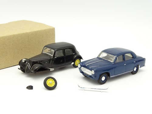 1/43 CITROEN TRACTION 15 SIX découvrable AEAT 1950 Norev sans boite