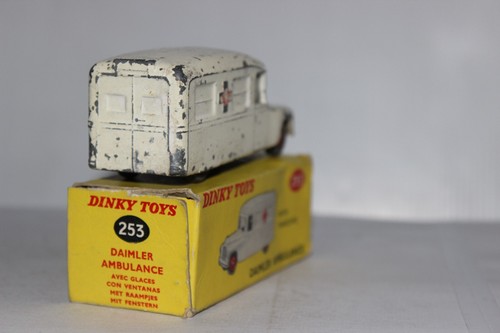 1954-64 Boxed Dinky Toys 253h Daimler Ambulance - Picture 4 of 9